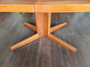 MCM Scandinavian Design Oval Teak Dining Table