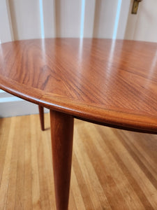 Round Teak Dining Table with 2 Leaves