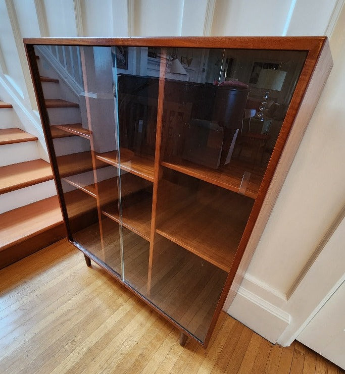 HG Furniture Teak and Glass Shelving Unit