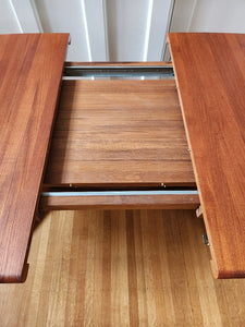 Teak MCM Pedestal Dining Table - hidden leaves