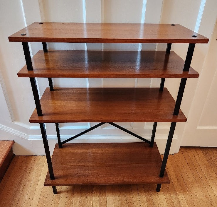 Noresco Open Teak Shelves - front