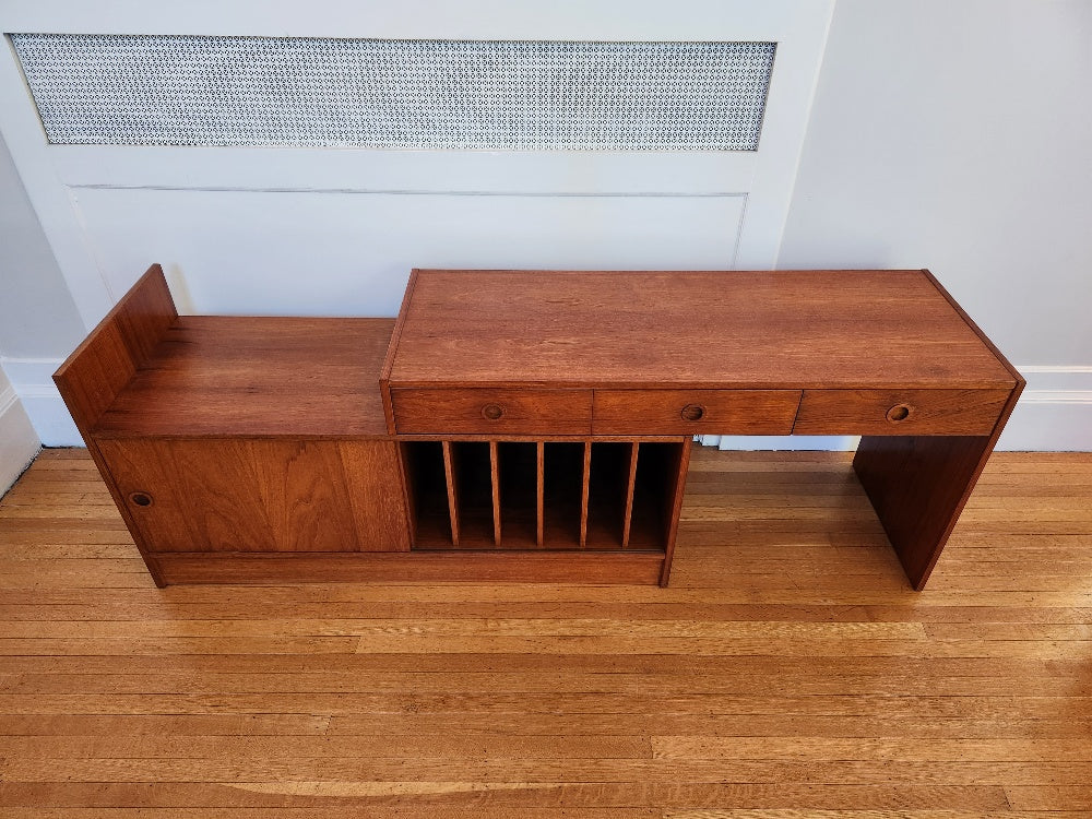 Expanding Teak Entertainment Unit
