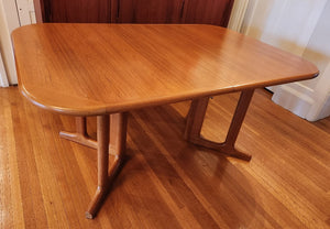 Vintage Teak Dining Table with 2 Leaves