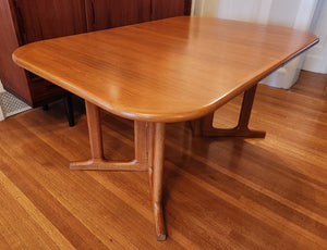 Vintage Teak Dining Table with 2 Leaves