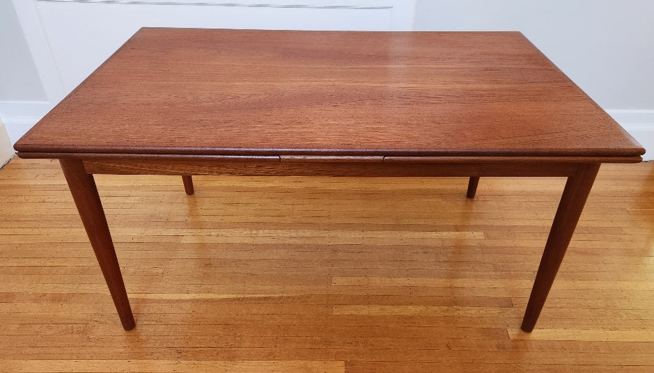 Large Extending Leaf Danish Table