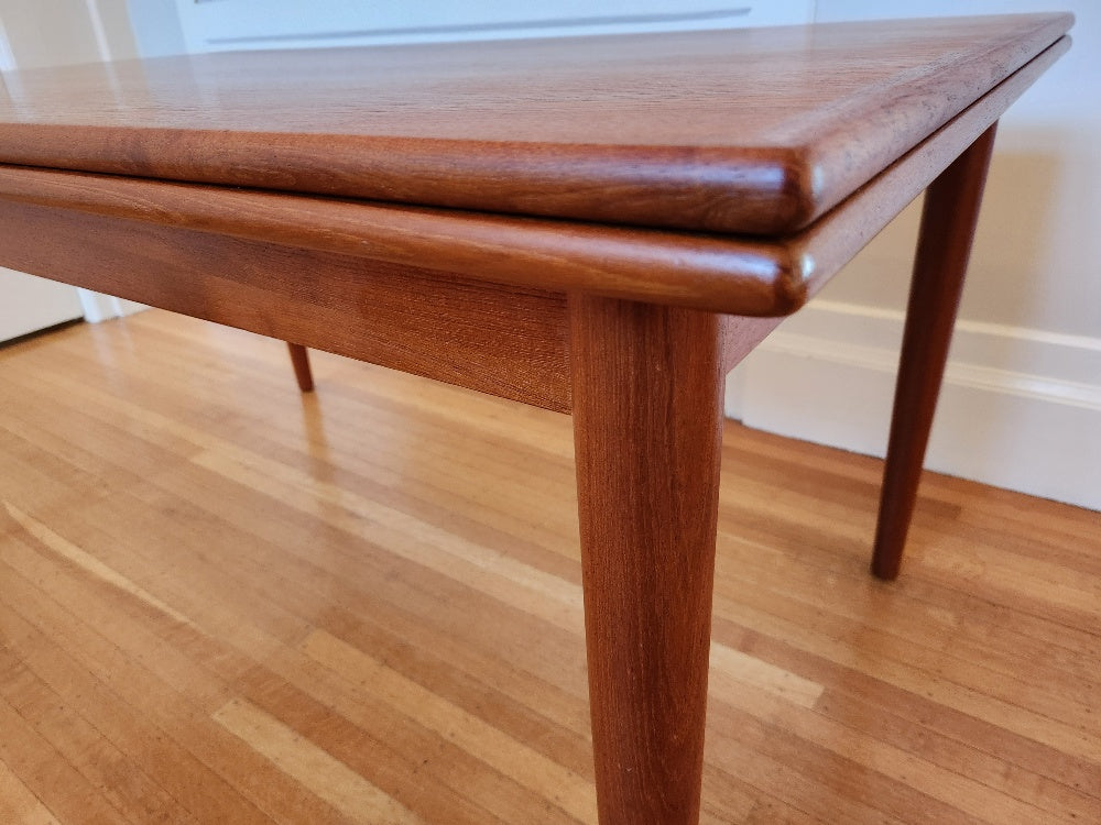 Large Extending Leaf Danish Table