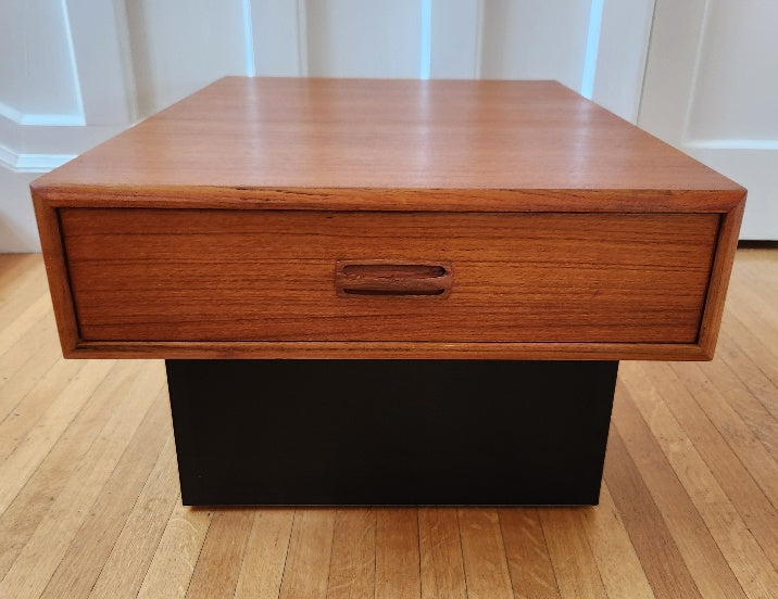 RS Associates Teak End Table - Cook Street Vintage