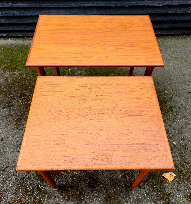 Set of 2 Teak Nesting Tables