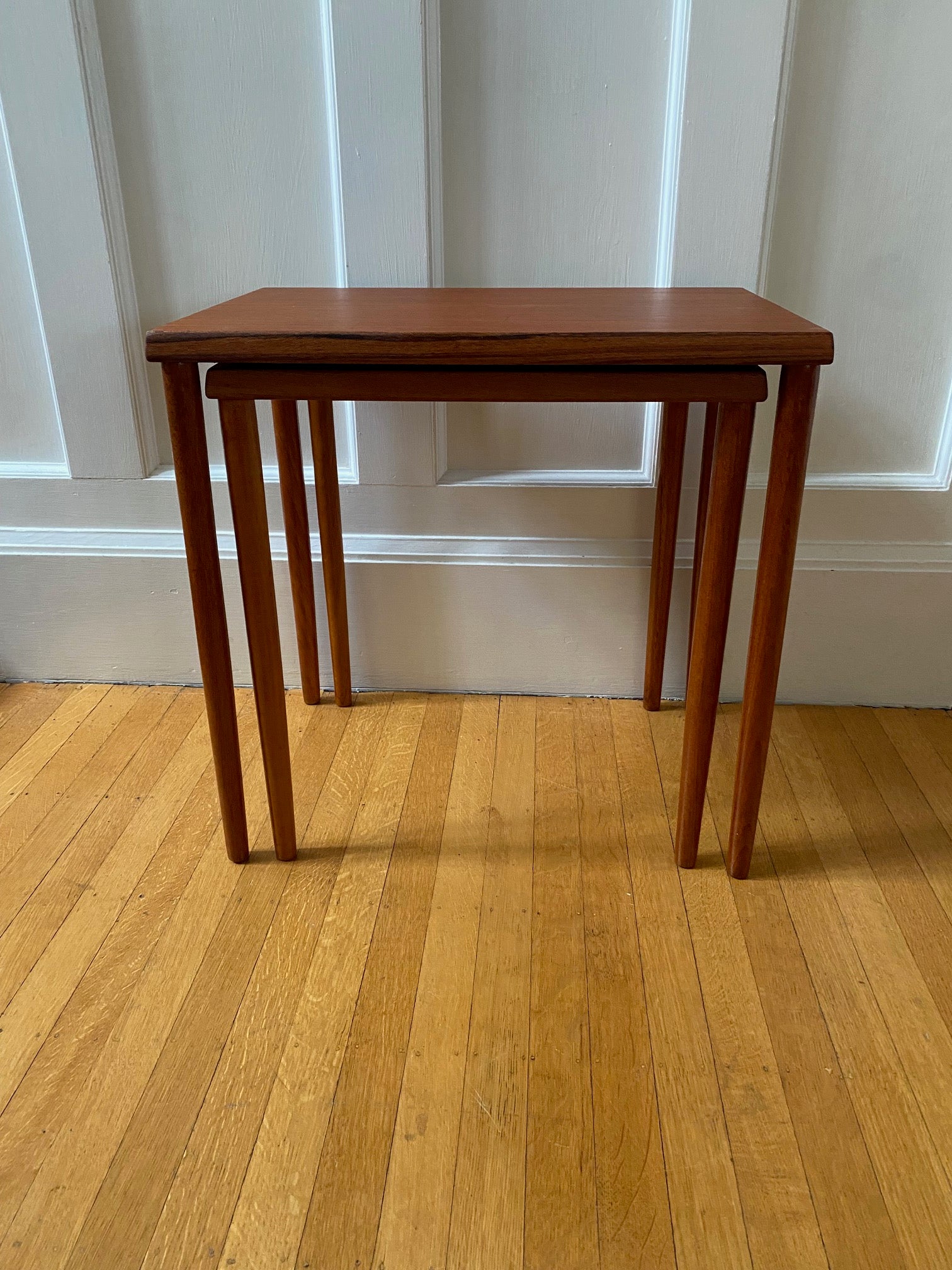 Small Nesting End Tables