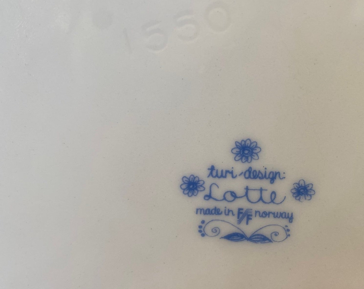 Figgjo Flint "Lotte" soufflie dish- Cook Street Vintage