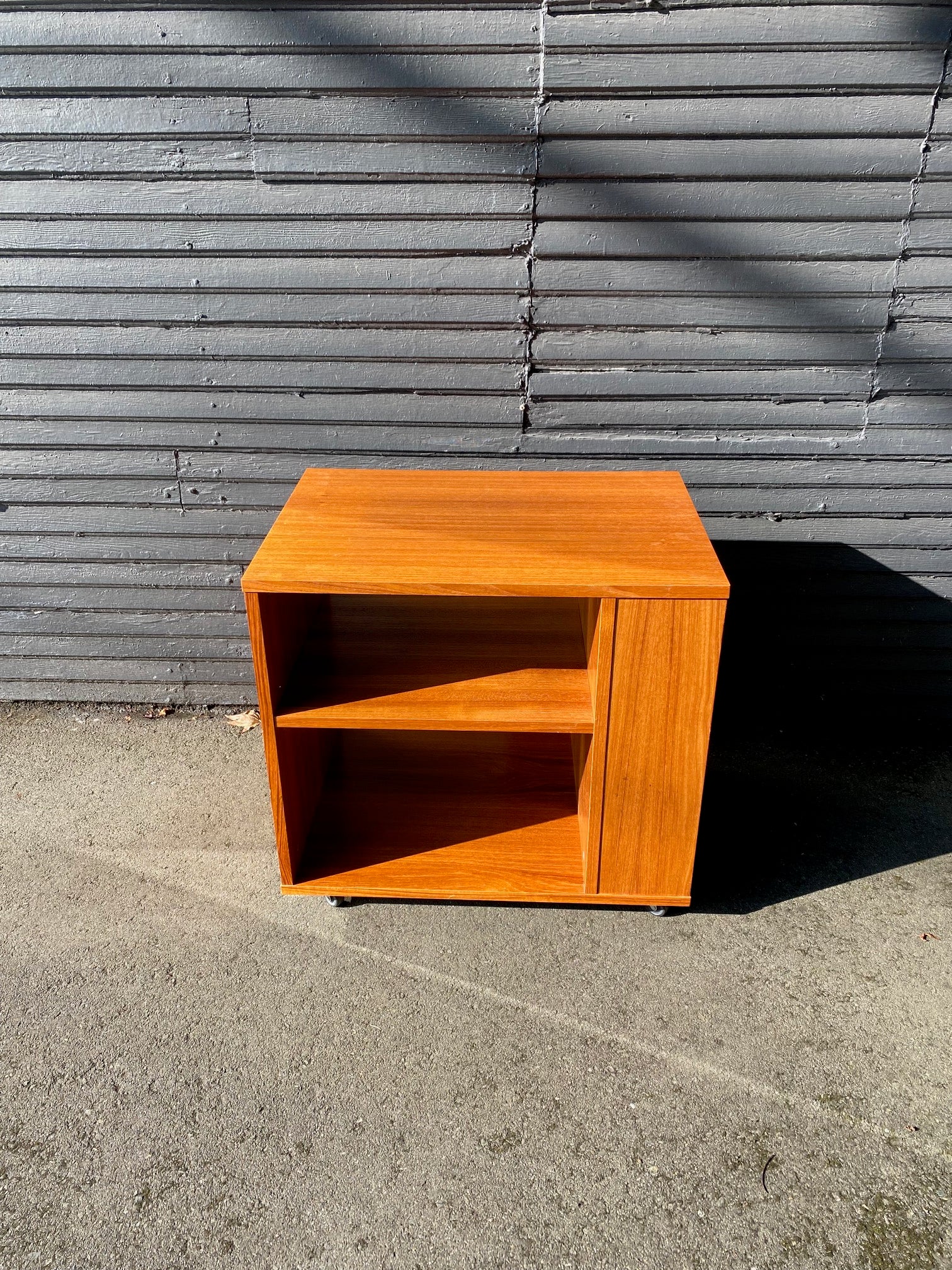 Teak Stereo and Vinyl Record Entertainment Shelf