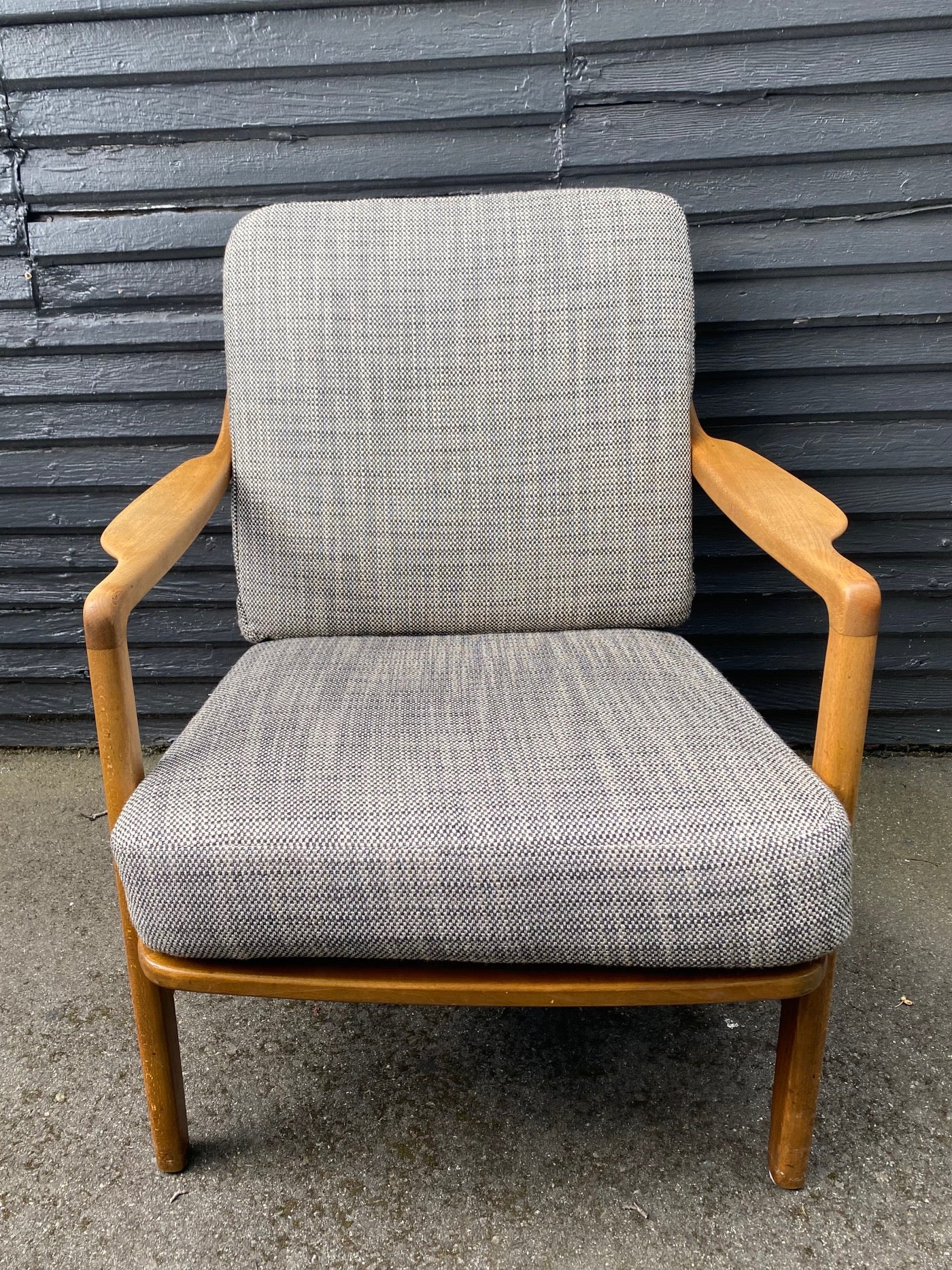 MCM lounge chair, Model 117, designed by&nbsp;Tove &amp; Edvard Kindt-Larsen for France and Daverkosen