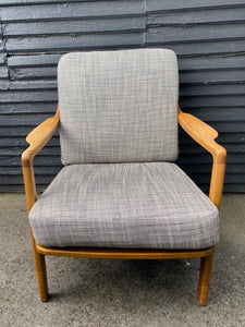 MCM lounge chair, Model 117, designed by&nbsp;Tove &amp; Edvard Kindt-Larsen for France and Daverkosen