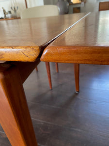 Teak Dining Table with 2 leaves