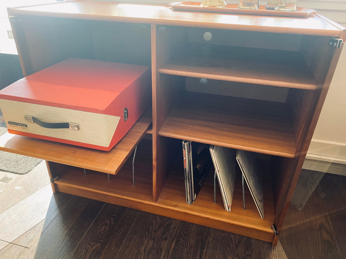 Teak Stereo and Entertainment Unit – Cook Street Vintage