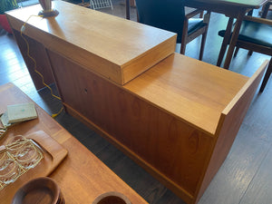 Expanding Entertainment Unit and Desk