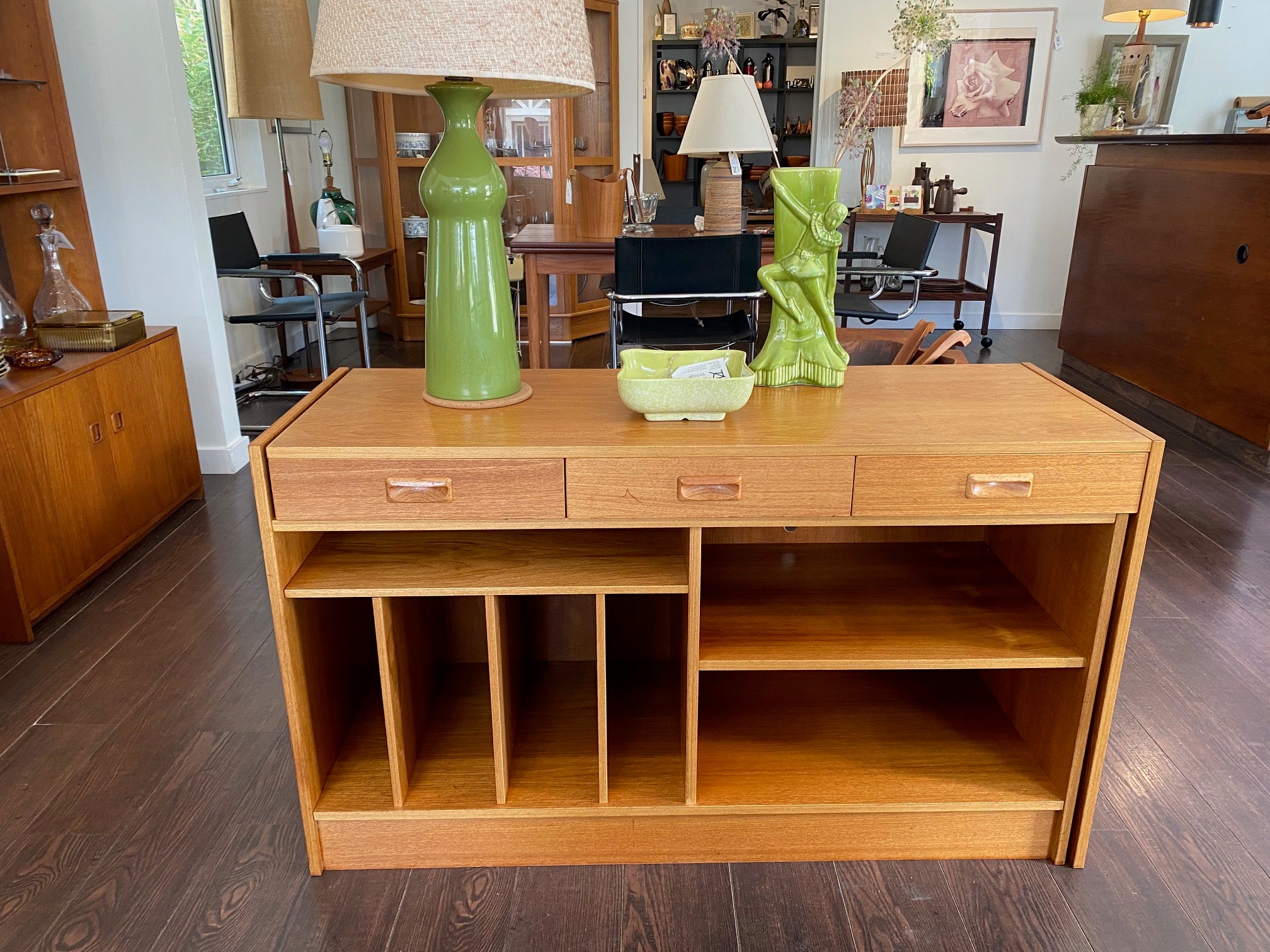 Expanding Entertainment Unit and Desk