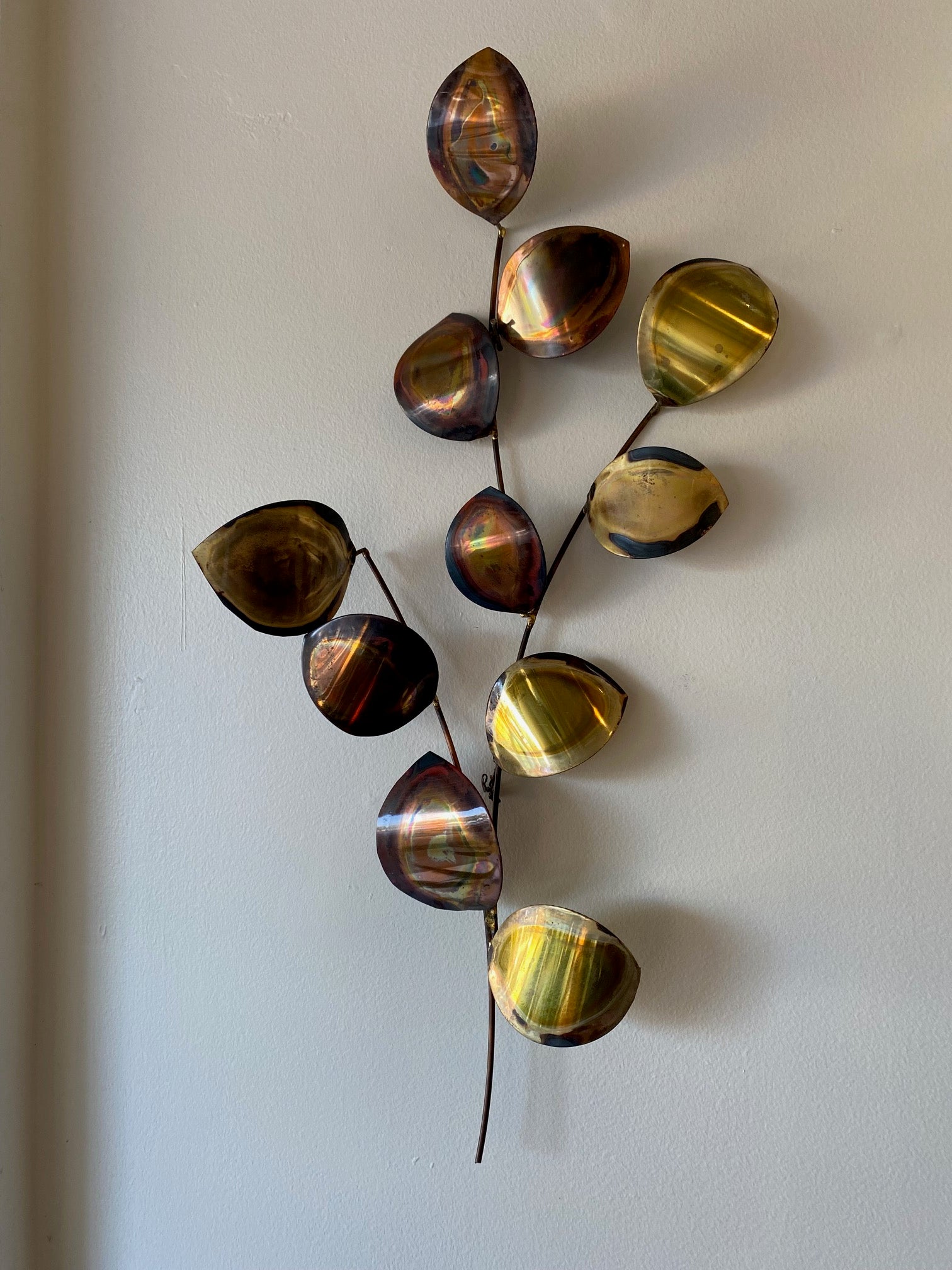 Small Leaf Design Metal Art