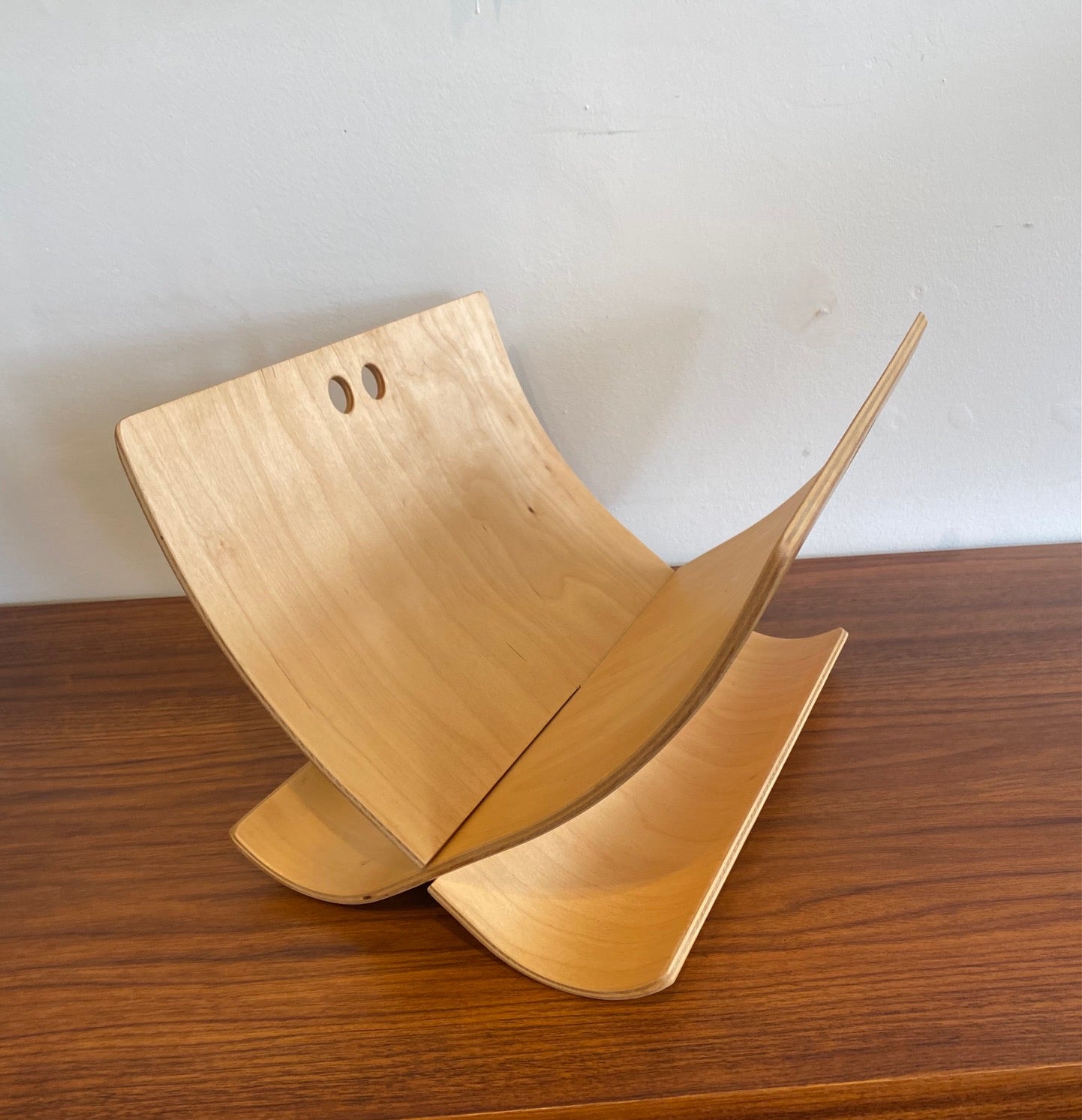 Bent Ply Interlocking Magazine Rack – Cook Street Vintage