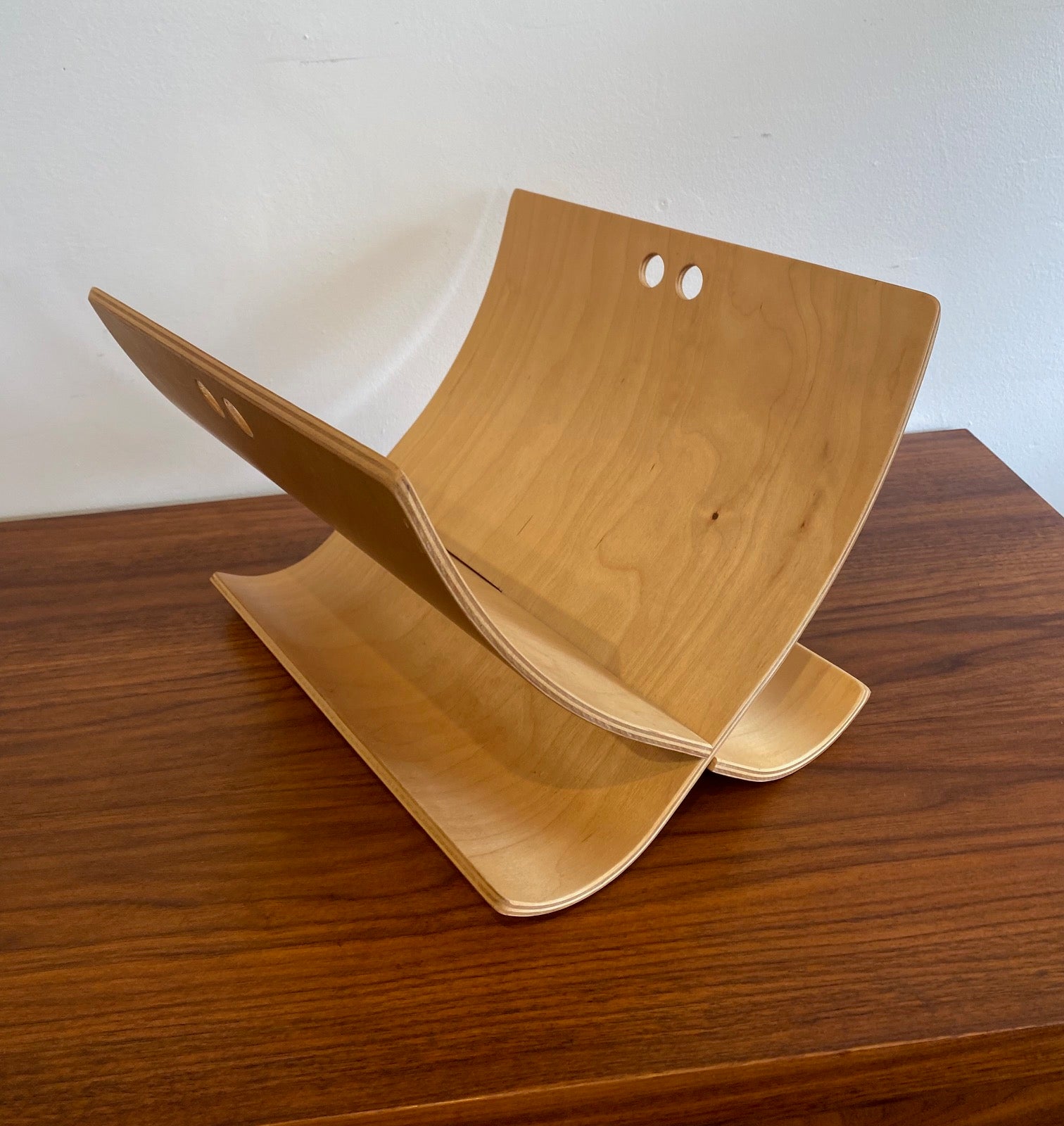Bent Ply Interlocking Magazine Rack – Cook Street Vintage