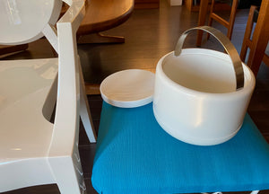 Fabulous 1970s Mid-century modern ice bucket with sleek design and hidden handle in white plastic. Designed by Erik Magnussen for Stelton.  In amazing vintage condition. Made in Denmark-Cook Steet Vintage