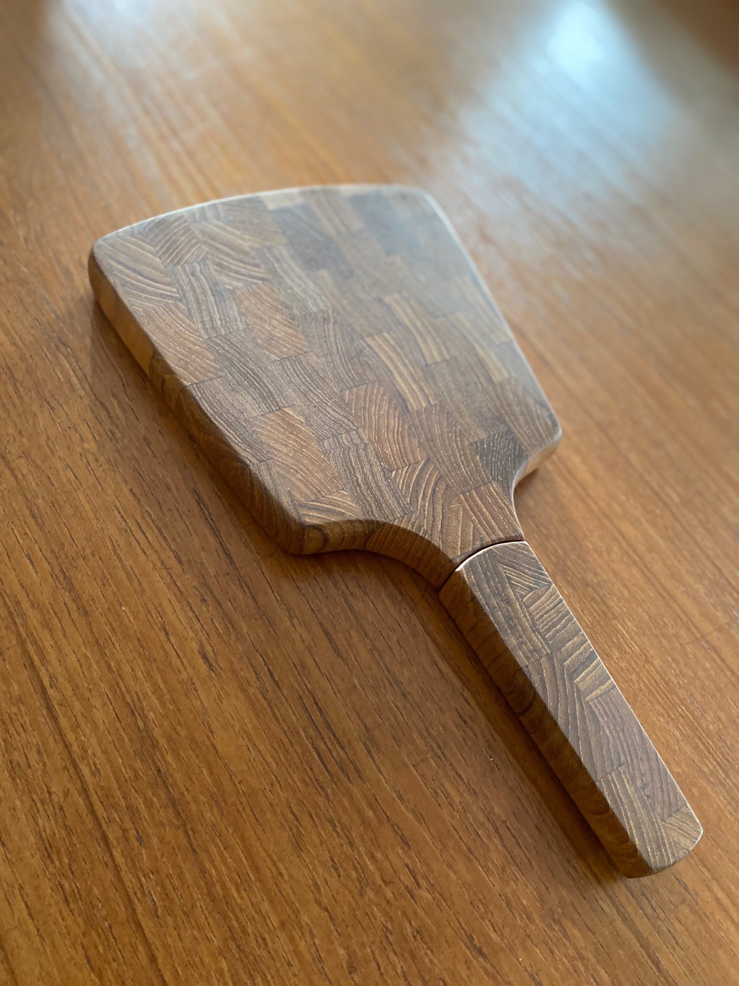  fabulous Jens Harald Quistgaard design. This butcher block style cheese board comes with a handy cheese knife/ spreader- Cook Street Vintage