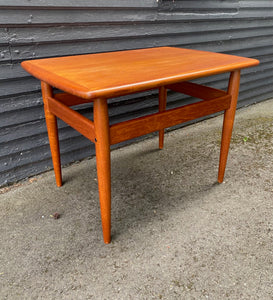 MCM 1960s Trioh Teak Side Table
