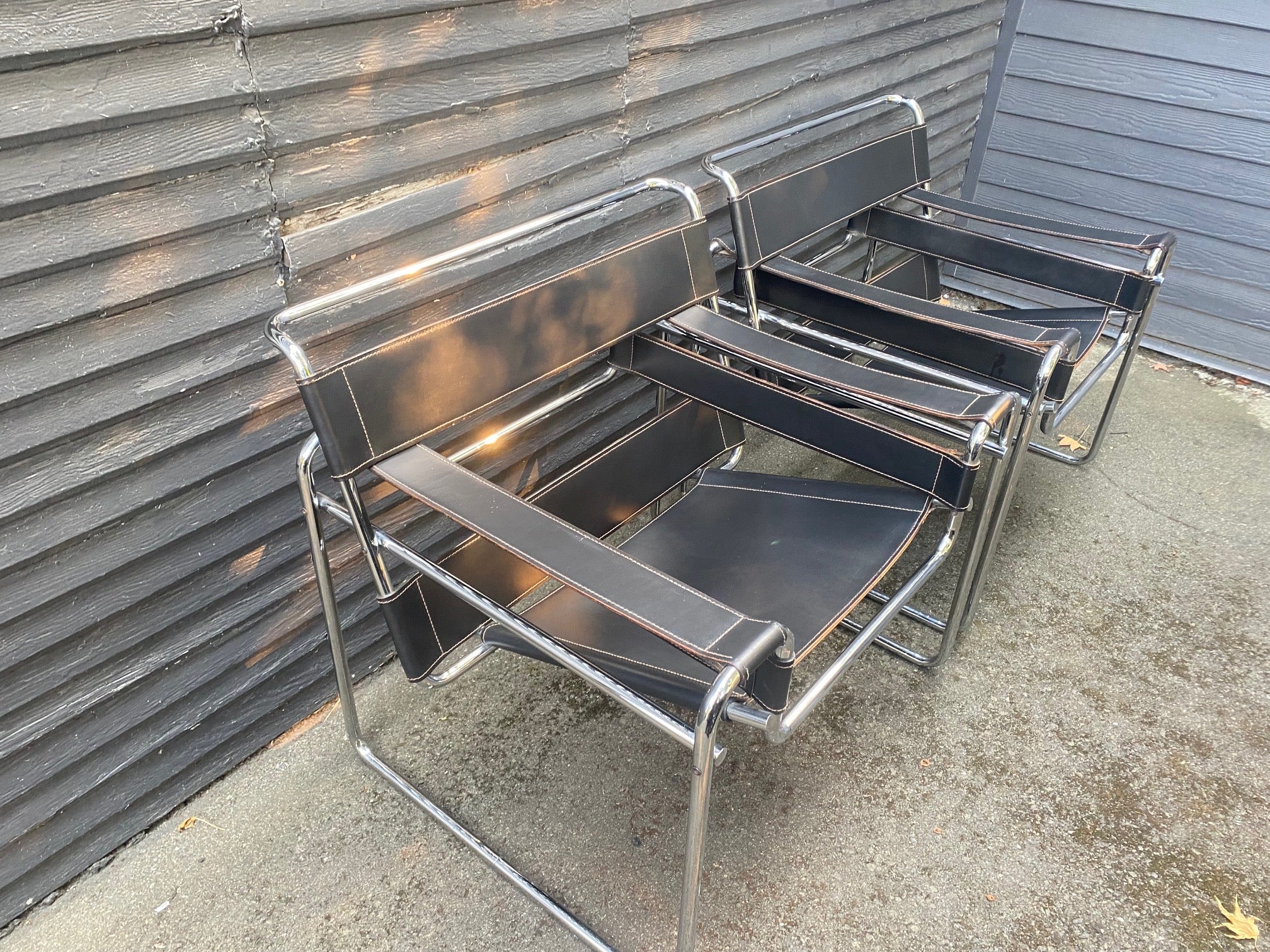 Vintage Wassily Armchair in Black Leather