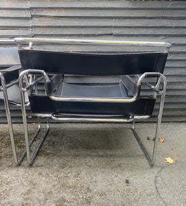 Vintage Wassily Armchair in Black Leather