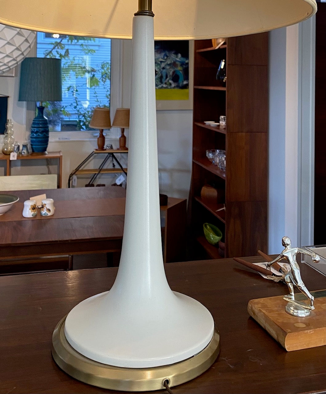 Detail of base of cream ceraic vintage lamp often misidentified as a Lotte Bertrund lamp- Cook Street Vintage