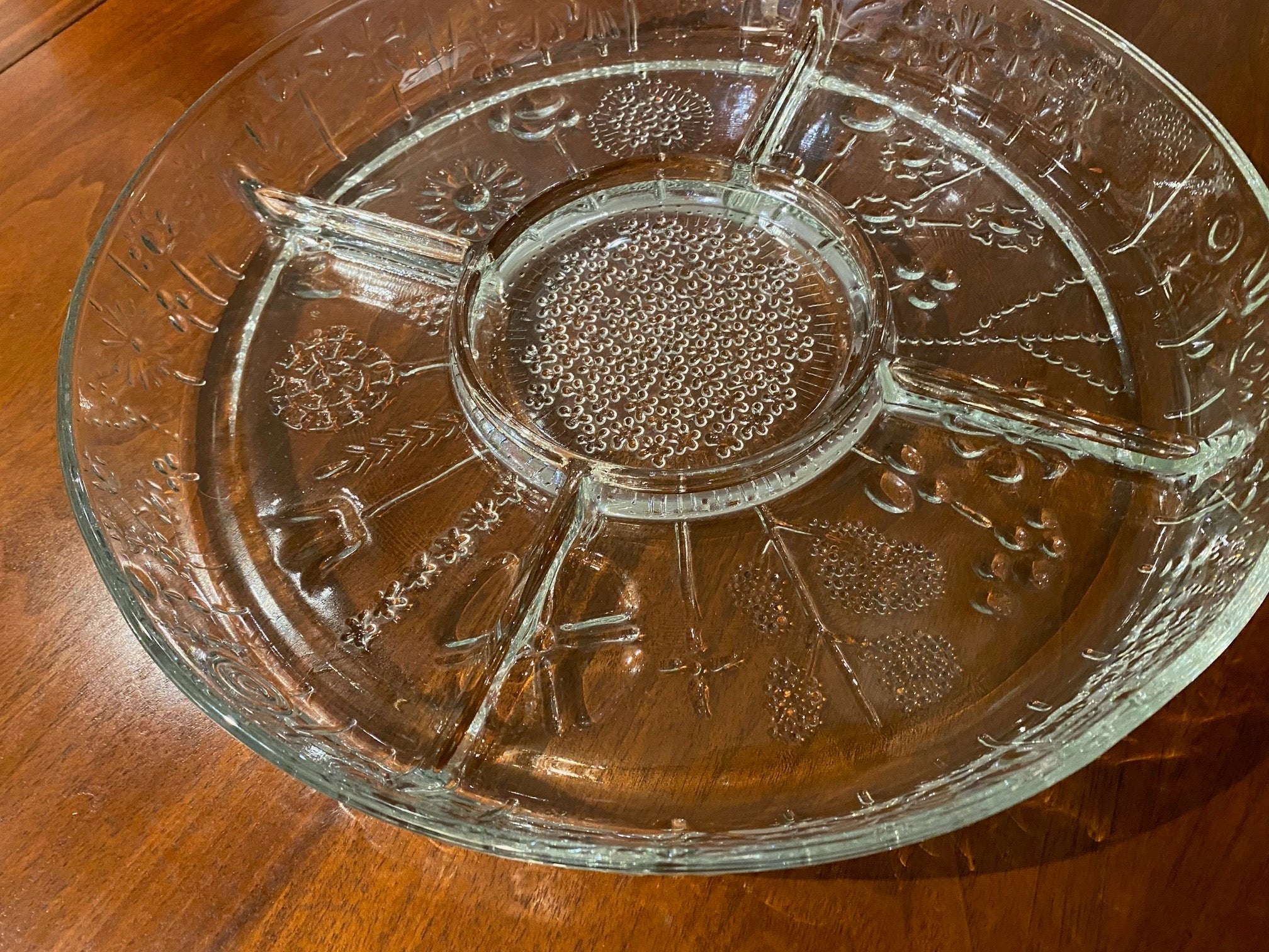 Detail of "Flora" glass dish by iittala- Cook Street Vintage