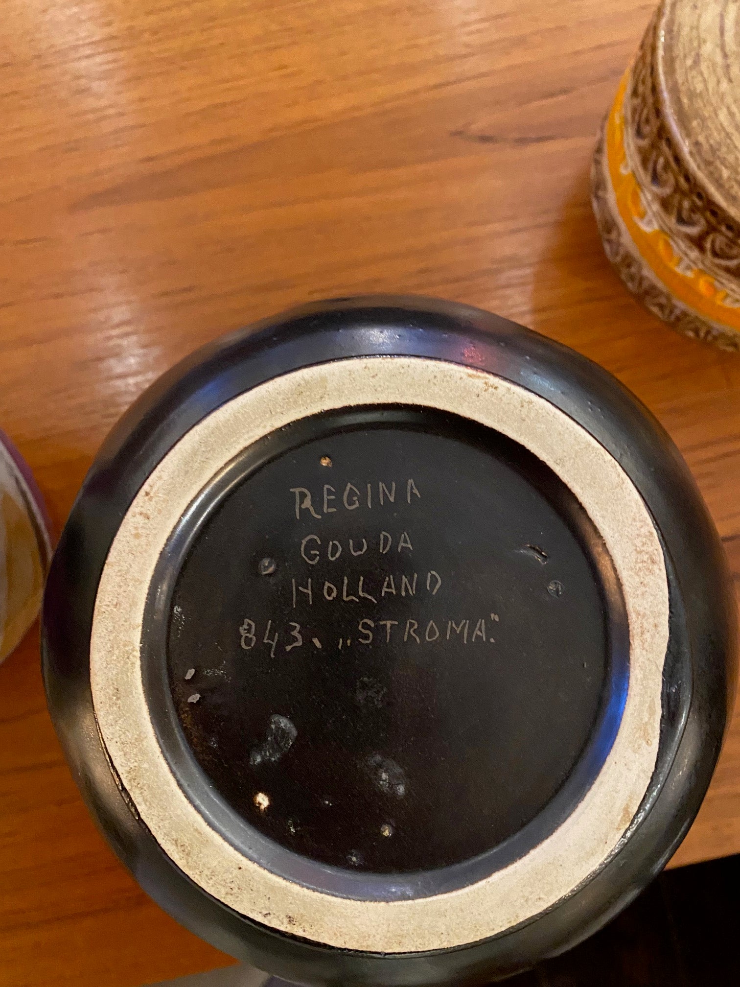 Base of Regina Gouda, Holland, 843 Stroma in Earth Tones Vase- Cook Street Vintage