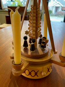 Vintage musical box with charming choir singers. Made in Switerland by Reuge, this sweet little decoration holds 4 candles that powers a fan above the wodden Christmas tree. Beautiful details. With Original box. Vive le vent. Jingle bells. Wann Die Glocken lauren- Cook Street Vintage