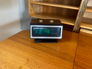 Radioshack Micronta Digital Clock  Model 63-815A