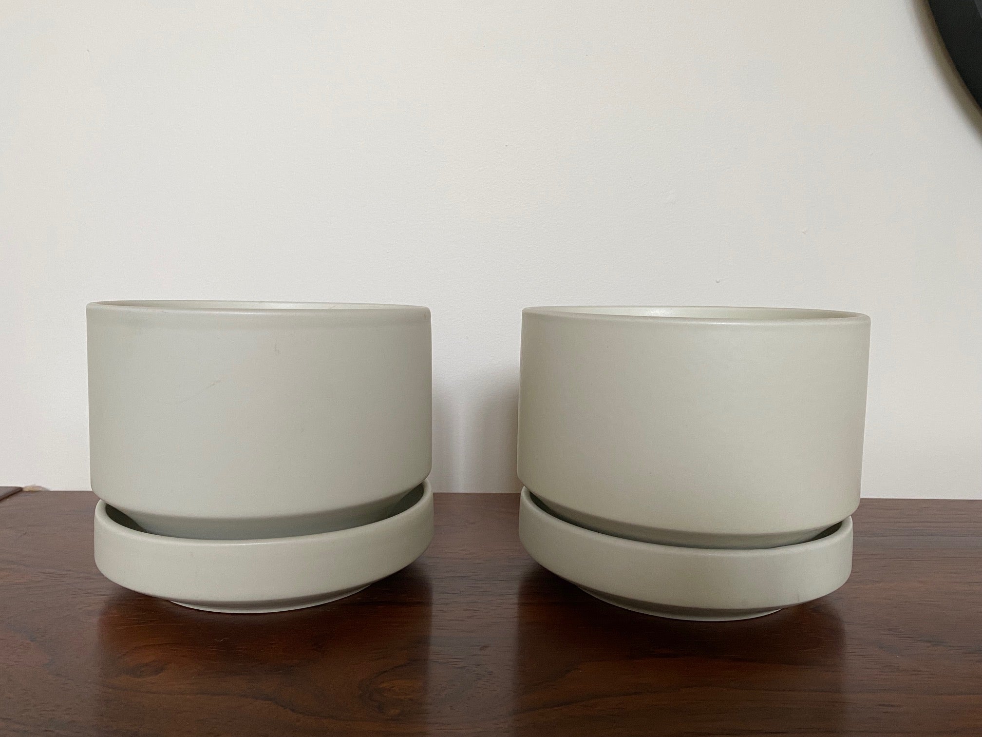 off white planters with saucers. Designed by Richard Lihnd for Arabia, Finland- Cook Street Vintage