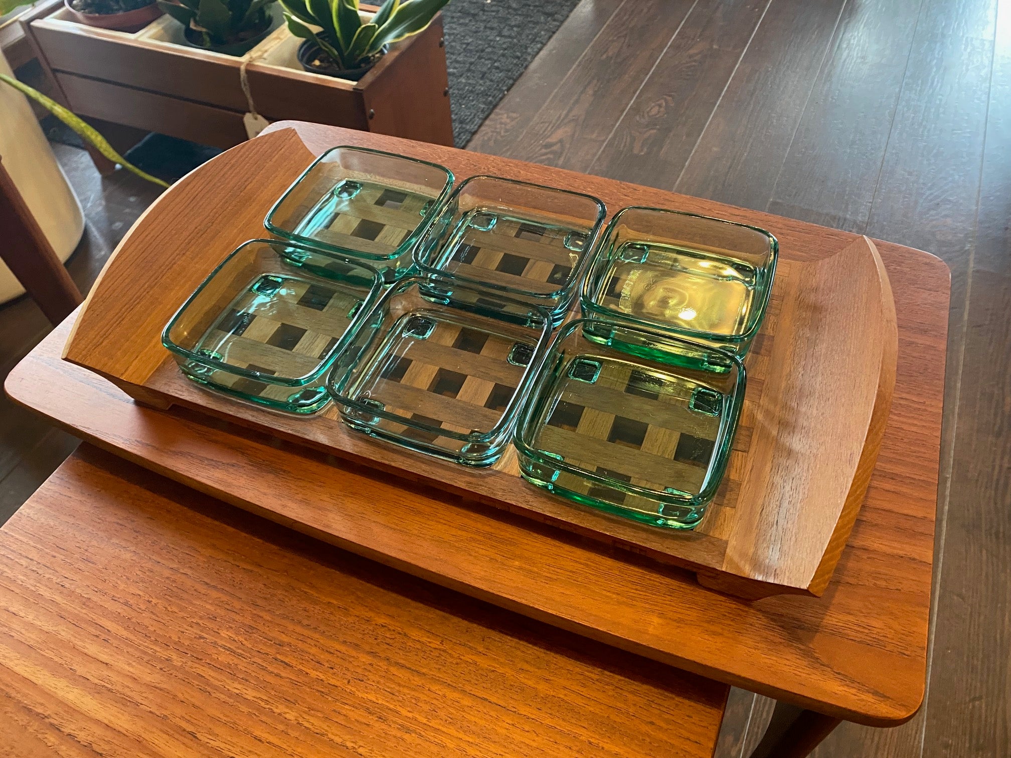 Dansk 6 Dish JHQ Teak Lattice Tray