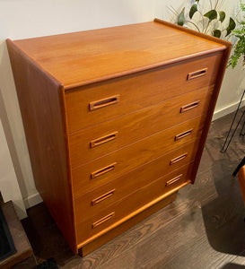 MCM Danish 5 Drawer Teak Dresser