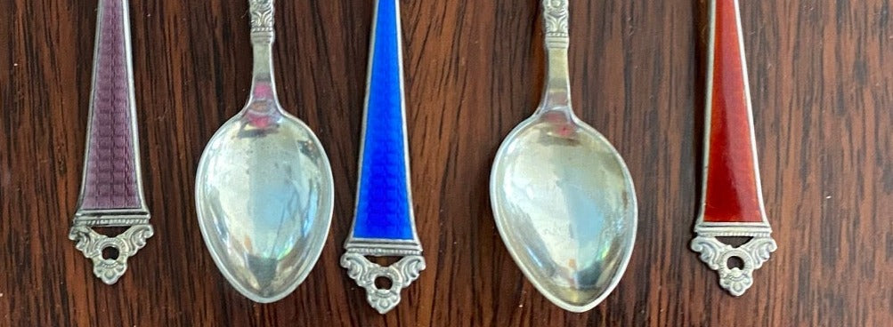 A lovely set of 6 Guilloche Sterling Silver and Enamel Demitasse spoons attributed to Niles Hansen. Pretty accompaniments for a charcuterie board, for condiments are as coffee spoons.     One each of green, plum, aquamarine blue, royal blue, yellow and scarlet red-Cook Street Vintage
