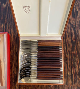 Place setting for 6 Helle-Bard Teak Cutlery
