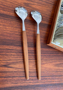 Ses-Helle Teak Salad Server Spoons