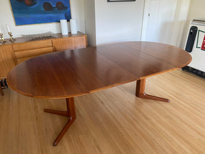 MCM Teak Round Pedestal Table with 2 Leaves