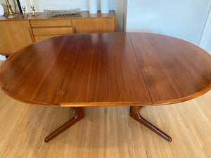 MCM Teak Round Pedestal Table with 2 Leaves