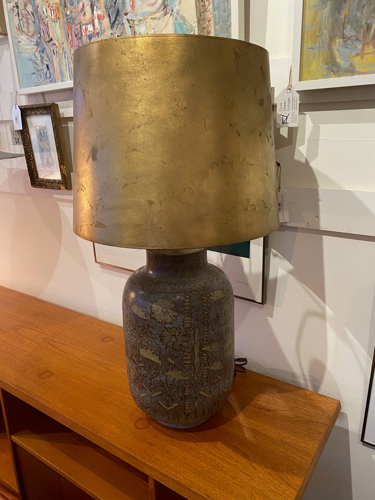 Large Vintage Ceramic Lamp w/ Floral Relief