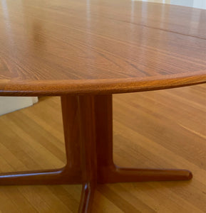 MCM Teak Round Pedestal Table with 2 Leaves