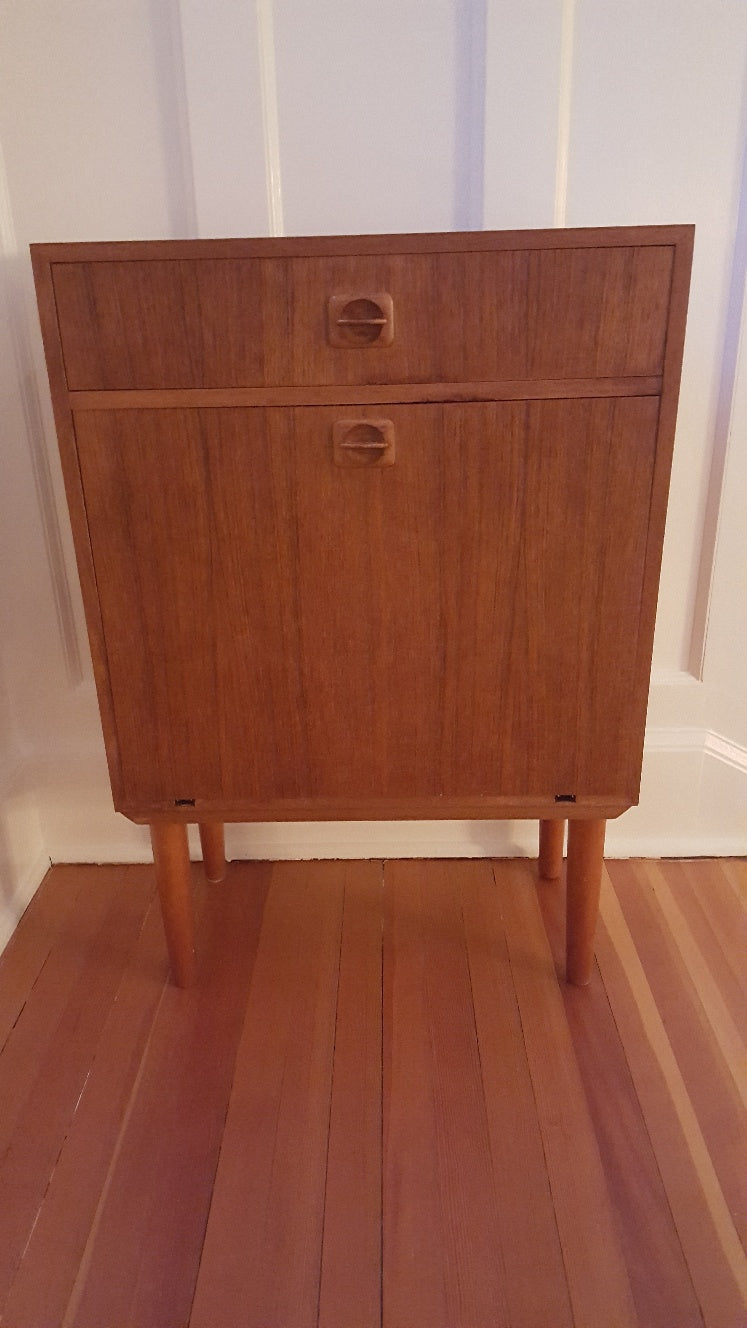 Retro Vintage Teak Cocktail Bar Cabinet features a mirror, glass shelf, and drawer space- Cook Street Vintage