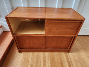Flip Top Entertainment Unit