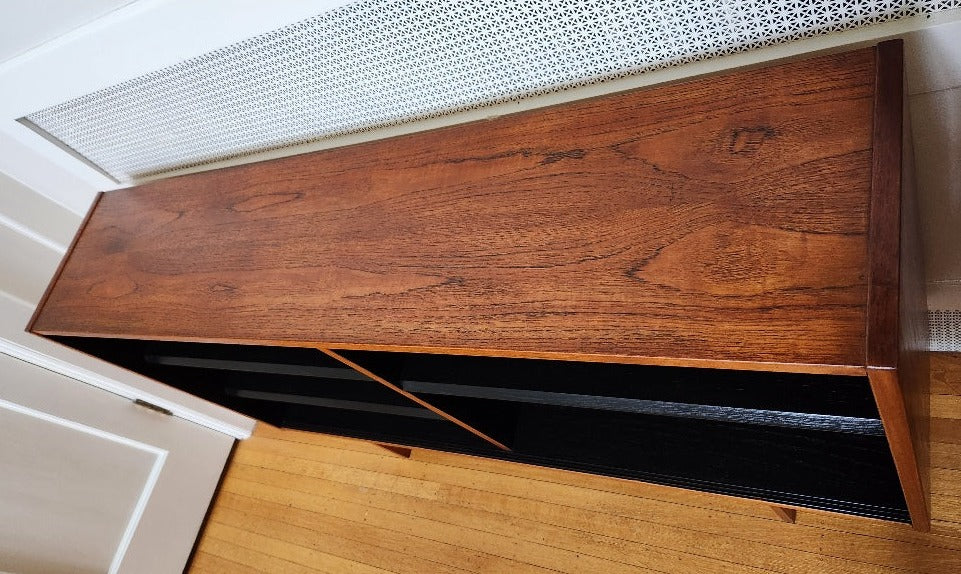Teak Shelves by Poul Hundevad