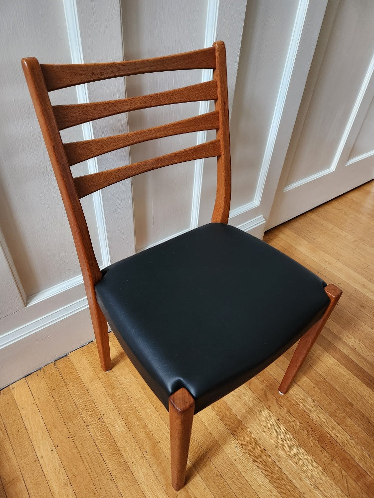 Svegards Markaryd Ladderback Dining Chair