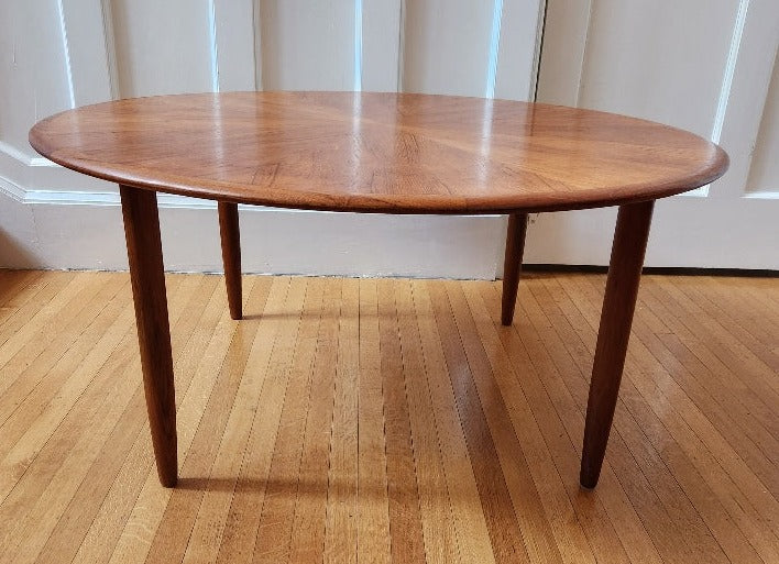 Round Teak Starburst Coffee Table