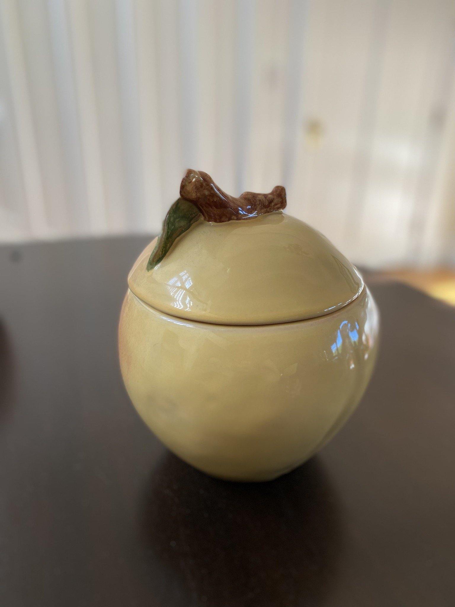 Back of Block Molde Peach Biscuit Jar- Cook Street Vintage